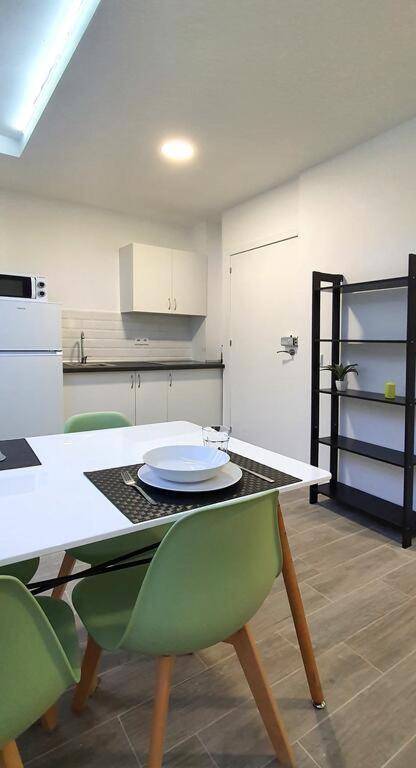 Apartamento de 2020 a estrenar, Absoluto centro. Algeciras Exterior foto